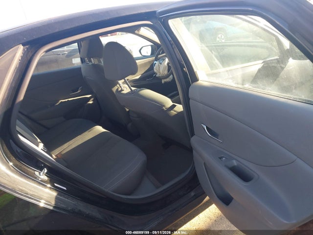 2022 HYUNDAI ELANTRA SEL 8
