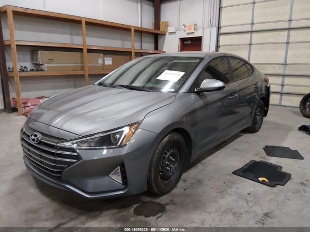 2019 HYUNDAI ELANTRA SE 2