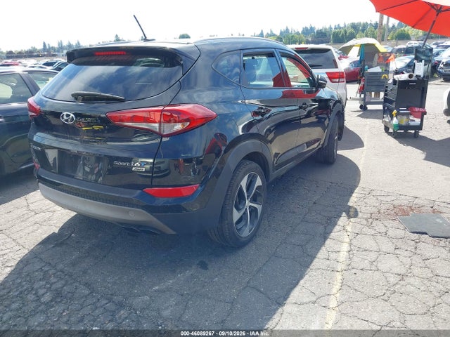2017 HYUNDAI TUCSON SPORT 4