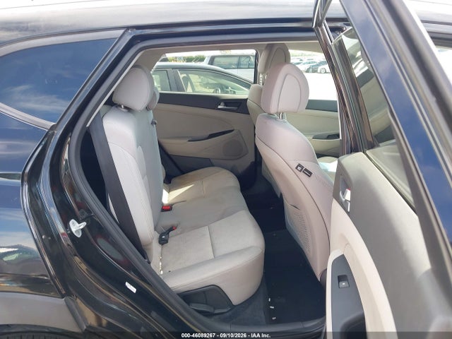 2017 HYUNDAI TUCSON SPORT 8
