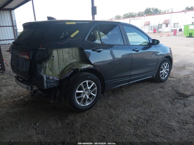 2022 CHEVROLET EQUINOX FWD LS 4