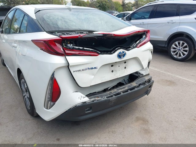 2020 TOYOTA PRIUS PRIME LE 6