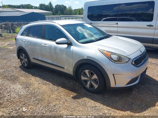2017 KIA NIRO LX