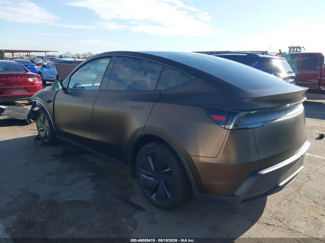 2026 TESLA MODEL Y PREMIUM REAR-WHEEL DRIVE/REAR-WHEEL DRIVE 3