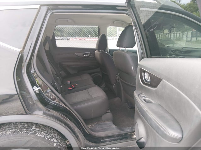 2018 NISSAN ROGUE SV 8