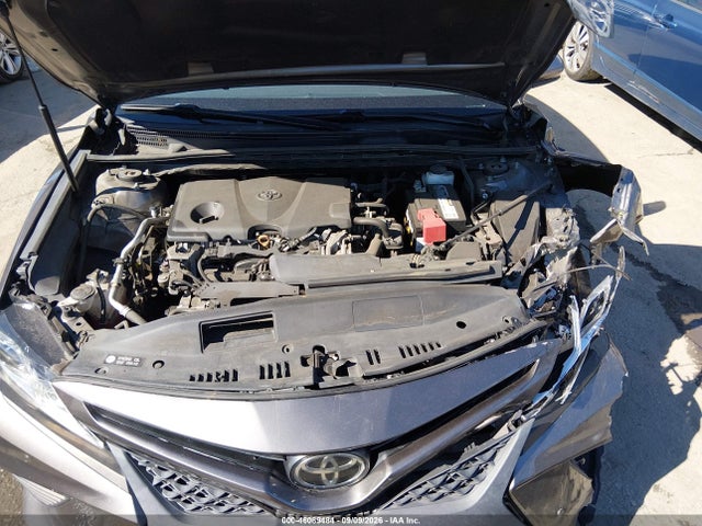 2020 TOYOTA CAMRY SE 10