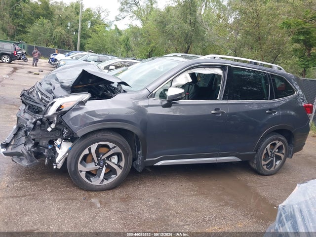2022 SUBARU FORESTER TOURING 14