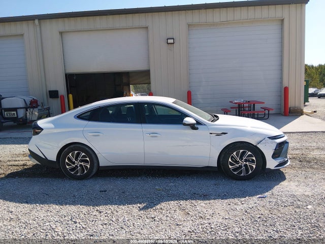 2026 HYUNDAI SONATA HYBRID BLUE 13