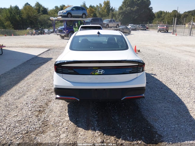 2026 HYUNDAI SONATA HYBRID BLUE 16