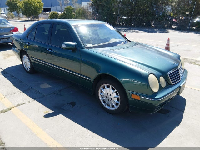 2001 MERCEDES-BENZ E 320 