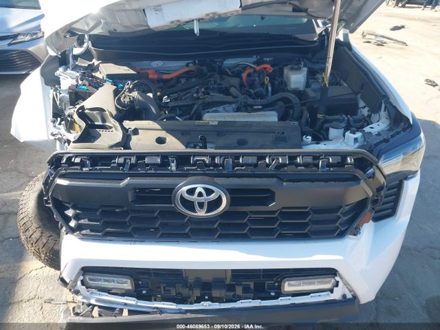 2025 TOYOTA TACOMA HYBRID TRD OFF ROAD 10