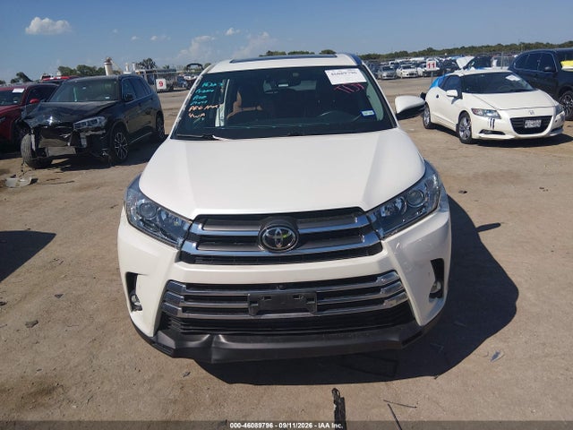 2019 TOYOTA HIGHLANDER LIMITED PLATINUM 13