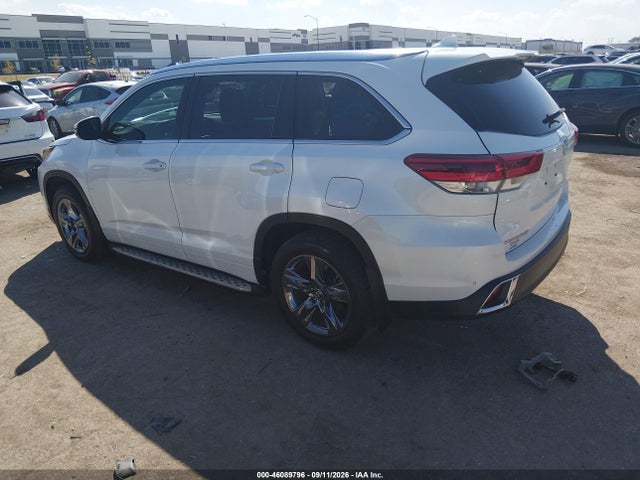 2019 TOYOTA HIGHLANDER LIMITED PLATINUM 3