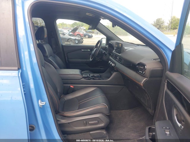 2023 HONDA PILOT AWD TRAILSPORT 5