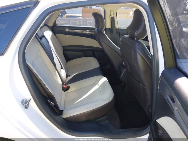 2019 FORD FUSION SE 8
