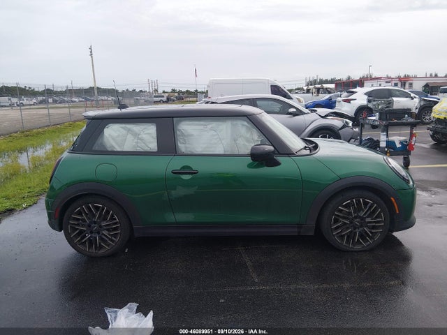 2025 MINI HARDTOP COOPER S 13