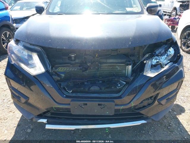 2017 NISSAN ROGUE SV 18