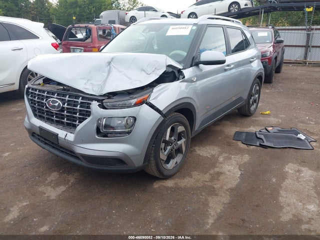 2022 HYUNDAI VENUE SEL 2