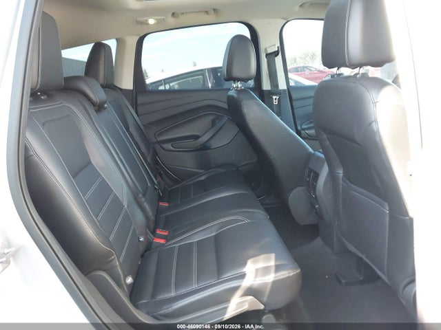 2017 FORD ESCAPE TITANIUM 8