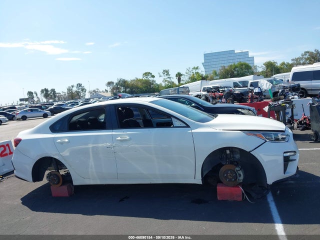 2021 KIA FORTE LXS 13