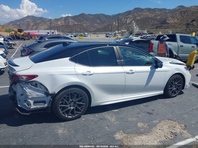 2025 TOYOTA CAMRY XSE 14