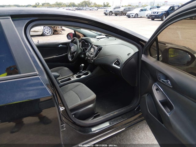2019 CHEVROLET CRUZE LS 5