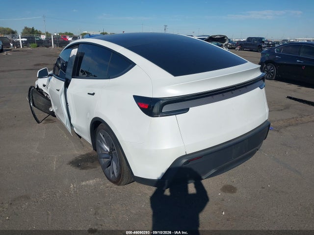 2026 TESLA MODEL Y PREMIUM REAR-WHEEL DRIVE/REAR-WHEEL DRIVE 3