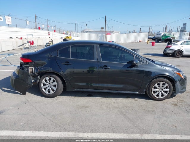 2020 TOYOTA COROLLA LE 13
