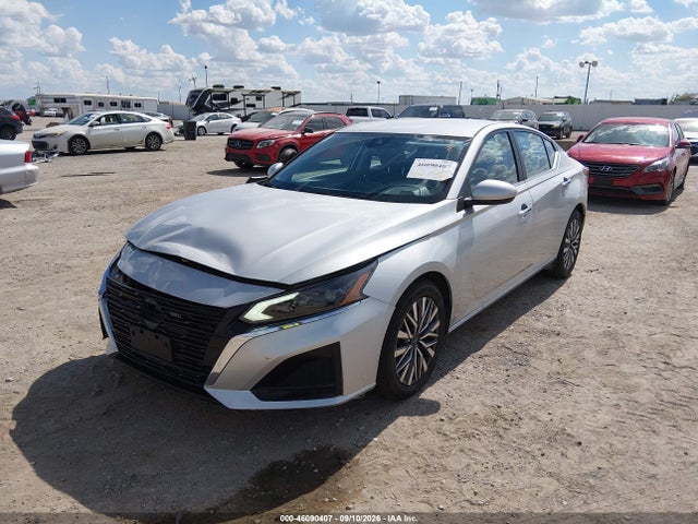 2023 NISSAN ALTIMA SV FWD 2