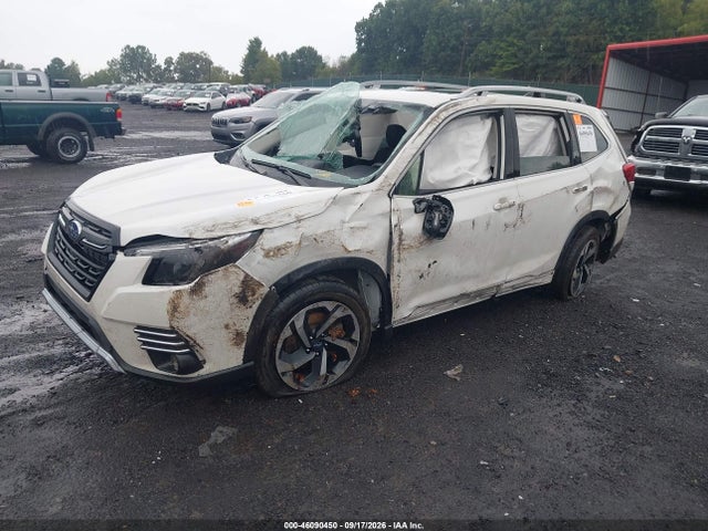 2024 SUBARU FORESTER TOURING 2