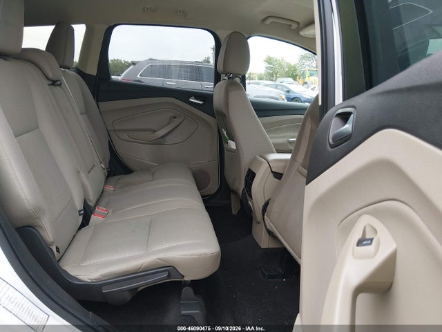 2017 FORD ESCAPE SE 8