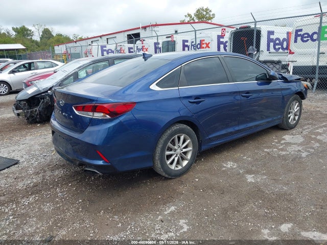 2018 HYUNDAI SONATA SE 4