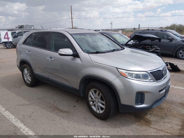 2015 KIA SORENTO LX