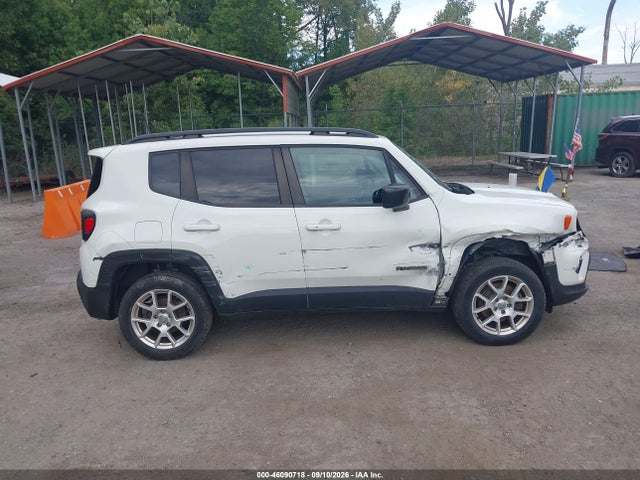 2019 JEEP RENEGADE SPORT 4X4 13