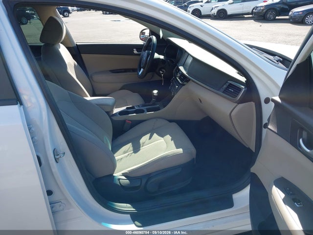 2018 KIA OPTIMA LX 5