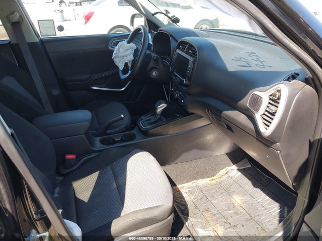 2023 KIA SOUL LX 5
