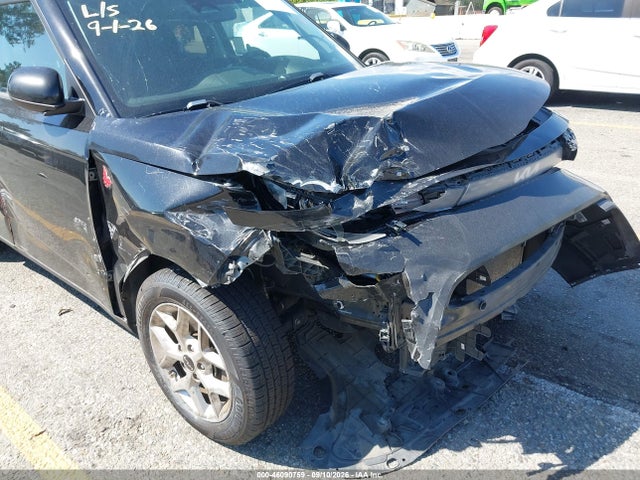 2023 KIA SOUL LX 6