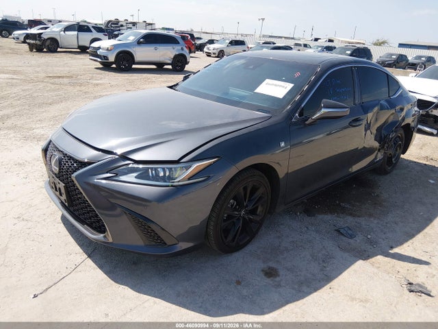 2022 LEXUS ES 300H F SPORT 2