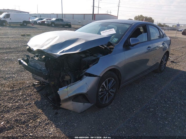 2023 KIA FORTE LXS 2