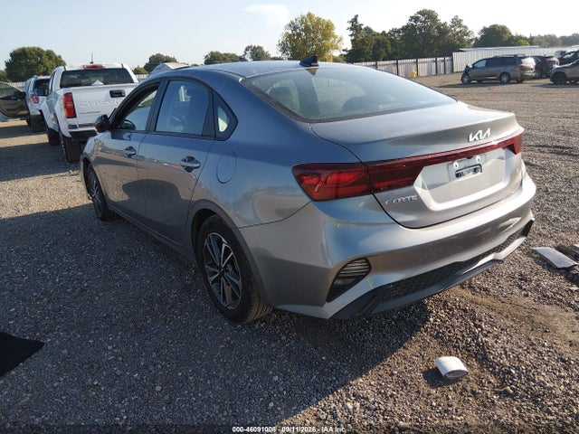 2023 KIA FORTE LXS 3