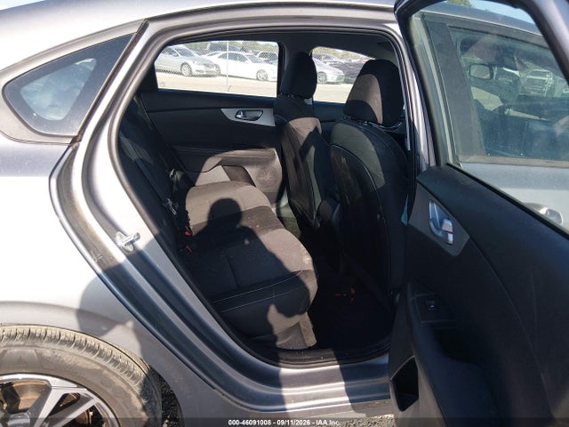 2023 KIA FORTE LXS 8