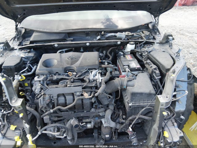 2021 TOYOTA RAV4 XLE 10
