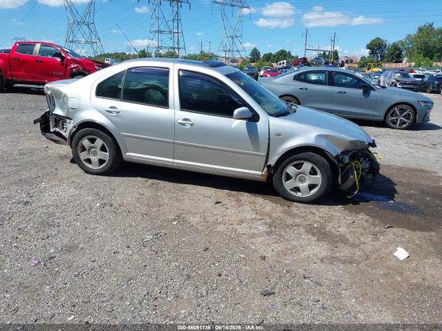 2002 VOLKSWAGEN JETTA GLS TDI