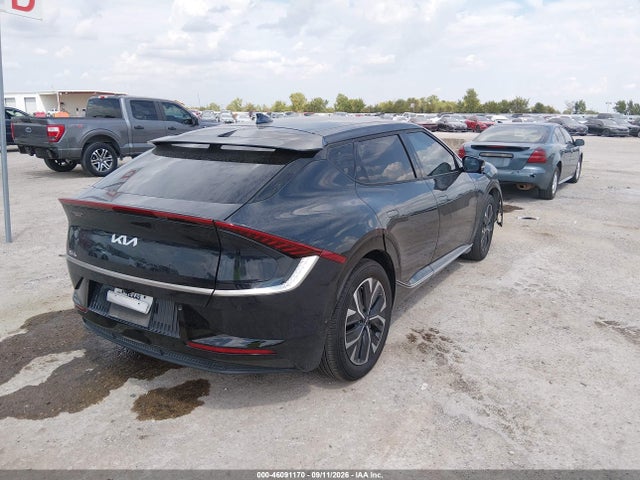 2023 KIA EV6 WIND 4