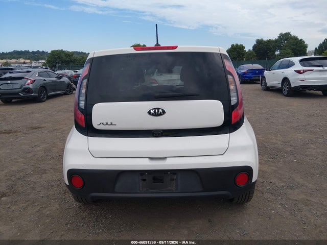 2019 KIA SOUL 16