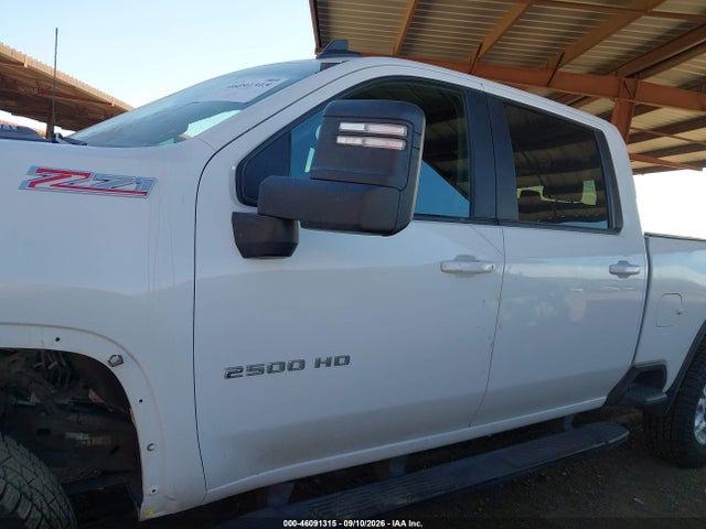 2020 CHEVROLET SILVERADO 2500HD 4WD STANDARD BED LT 15