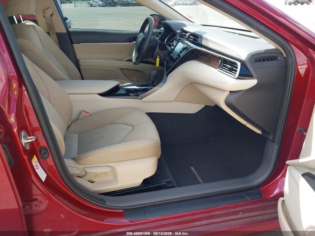 2018 TOYOTA CAMRY LE 5