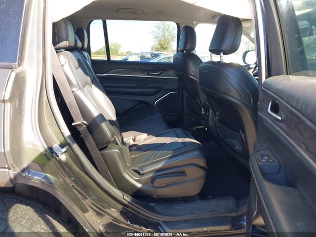 2022 JEEP GRAND CHEROKEE L LIMITED 4X4 8