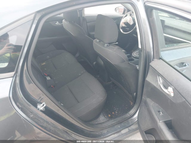 2021 KIA FORTE LXS 8