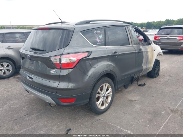 2018 FORD ESCAPE SE 4